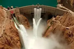 عکسی هولناک از خشک شدن سد مارون