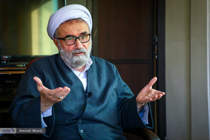 مسیح مهاجری: مذاکره از نظر شرعی و قانونی و عقلی مذموم و ممنوع نیست/ دولت نباید از بداخلاقی مخالفان مذاکره بترسد