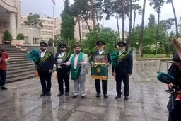 مولودی خوانی خادمان حضرت معصومه(س) در حیاط دولت