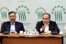 حضور عراقچی در مراسم روز معلم در دانشکده روابط بین‌الملل