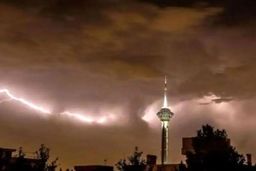 طوفان تهران باعث مصدومیت ۷ نفر از شهروندان شد