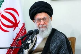 پیام رهبر انقلاب به مناسبت یکصدمین سالگشت بازتأسیس حوزه علمیه‌ قم