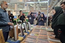 بازدید سخنگوی دولت از نمایشگاه بین‌المللی کتاب تهران