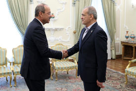 دیدار نخست وزیر ازبکستان با پزشکیان