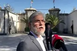 حسین سیمایی وارد چین شد
