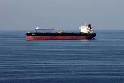 ادعای رسانه صهیونیستی درباره هدف قرار گرفتن یک کِشتی با پرچم ایران