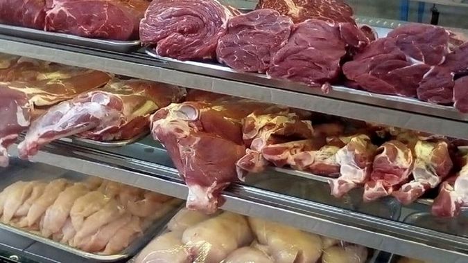 حذف عجیب و جنجالی/ گوشت گرم و تخم‌مرغ از لیست کالاهای اساسی حذف شد!