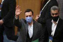 عزیزی خادم رئیس فدراسیون فوتبال شد