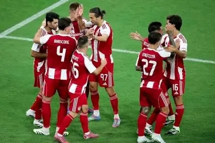 دفاع رسانه یونانی از طارمی مقابل منتقدانش: یک مشت پنیرساز هستید فقط!