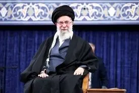 رهبر انقلاب: ما داغداریم / گلوله از هر جا آمده باشد در فتنه‌ی دشمن این اتّفاق افتاده است