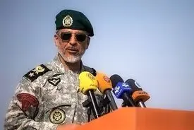 دریادار سیاری: مأموریت ارتش سه کلیدواژه دارد؛ نخست، دفاع از تمامیت ارضی؛ دوم، دفاع از استقلال و سوم، حفظ نظام جمهوری اسلامی ایران