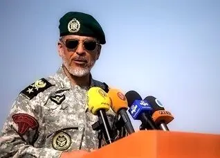 دریادار سیاری: اگر می‌خواهیم در مقابل استکبار مثل گذشته ایستادگی کنیم باید حتماً «قوی» شویم