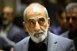 انتقاد تند شریعتمداری از نمایندگان مجلس به خاطر طرح حمایت از برگزاری اجتماعات