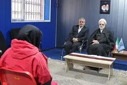قوه قضائیه: طبق بخشنامه سازمان زندان‌ها الزام زنان به استفاده از چادر ممنوع است
