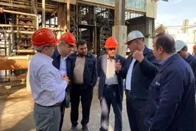 بازدید مهندس نجم‌الدین از پالایشگاه روغن‌سازی آبادان و پایانه صادراتی بندر امام (ره)