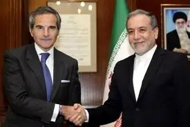 رایزنی تلفنی عراقچی و گروسی درباره مذاکرات