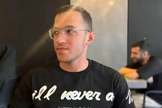 پدر احمد بالدی: تا وقتی شهردار از اهواز بیرون نرود، پیکر پسرم را تحویل نمی‌گیریم