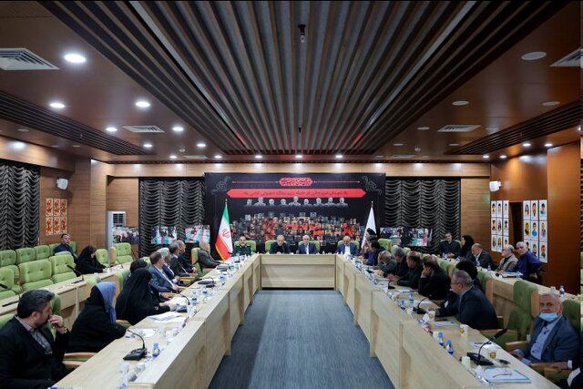 حضور پزشکیان در بنیاد شهید و امور ایثارگران