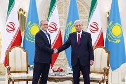 پزشکیان در دیدار با رئیس‌جمهور قزاقستان: نقشه راه روابط تجاری دو کشور برای ارتقای سطح تجارت تهیه شده و آماده اجراست