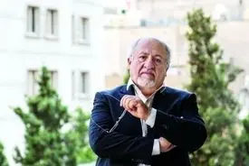 رمز‌گشایی از پشت‌پرده اظهارات باهنر و ناطق‌نوری درباره حجاب اجباری و تسخیر سفارت آمریکا