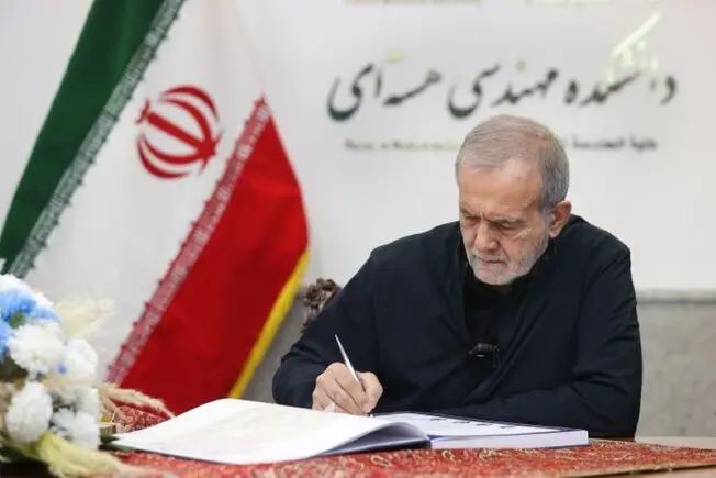 چه کسی به عنوان وزیر پیشنهادی دفاع معرفی شد؟