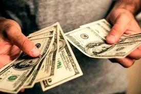 قیمت دلار به مسیر افزایشی بازگشت؛ دوشنبه 7 اردیبهشت 1405