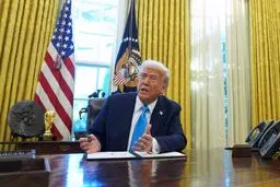 ترامپ طرف‌های تجاری ایران را به تعرفه بیش‌تر تهدید کرد