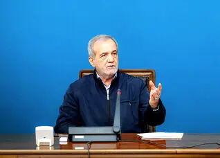 تاکید پزشکیان بر مدیریت و تعدیل سطح توقعات عمومی در شرایط جنگ اقتصادی