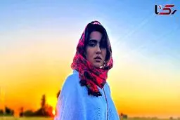 عکس جنجالی مونا کرمی در کنار همسرش سپند امیرسلیمانی