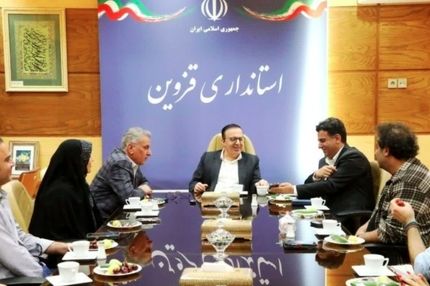 درخواست استاندار قزوین از بلاگرها برای معرفی جاذبه‌های گردشگری استان