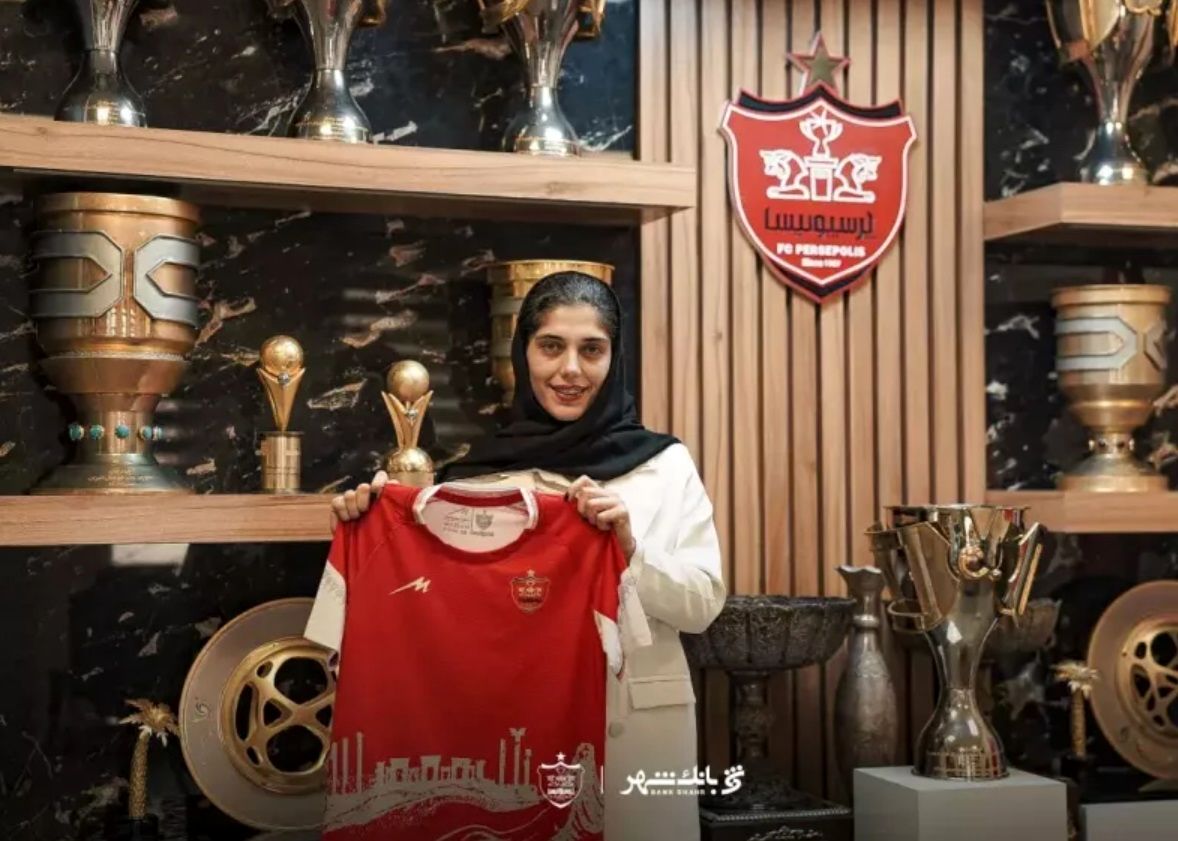 ثنا صادقی به پرسپولیس پیوست