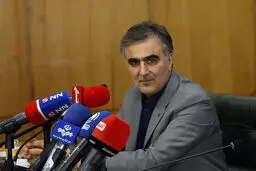 رئیس بانک مرکزی: از امروز حضور در بازار سرمایه تقویت می‌شود