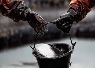 جهش قیمت جهانی نفت شنبه ۲ آبان ۱۴۰۵؛ نفت برنت به بالاترین سطح رسید