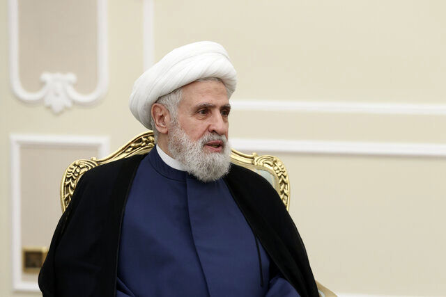 شیخ نعیم قاسم: اندیشه امام خمینی با قدرت در میان امت اسلامی حضور دارد