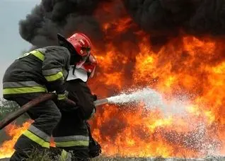 حادثه آتش‌سوزی در پتروشیمی آبادان مصدوم نداشت