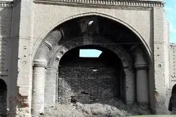 تخریب کارونسرای روس‌ها در سبزوار؛ علت چه بود؟