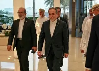 عراقچی پاسخ تهران را به عاصم منیر منتقل می‌کند