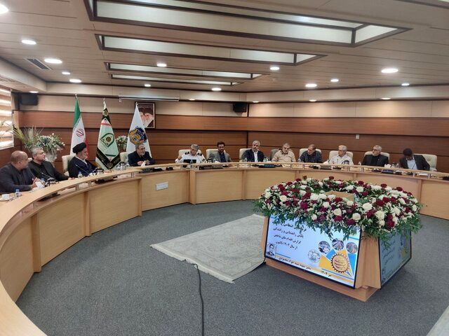 دیدار اعضای کمیسیون امنیت ملی با فرمانده فراجا