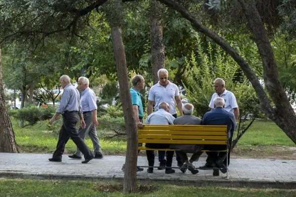 زمانبندی پرداخت حقوق بهمن و عیدی بازنشستگان